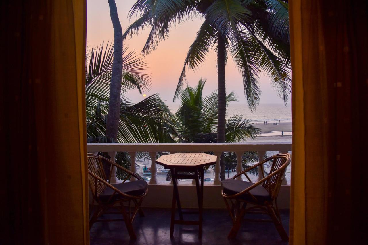 Silent Beach Resort Mandrem Luaran gambar