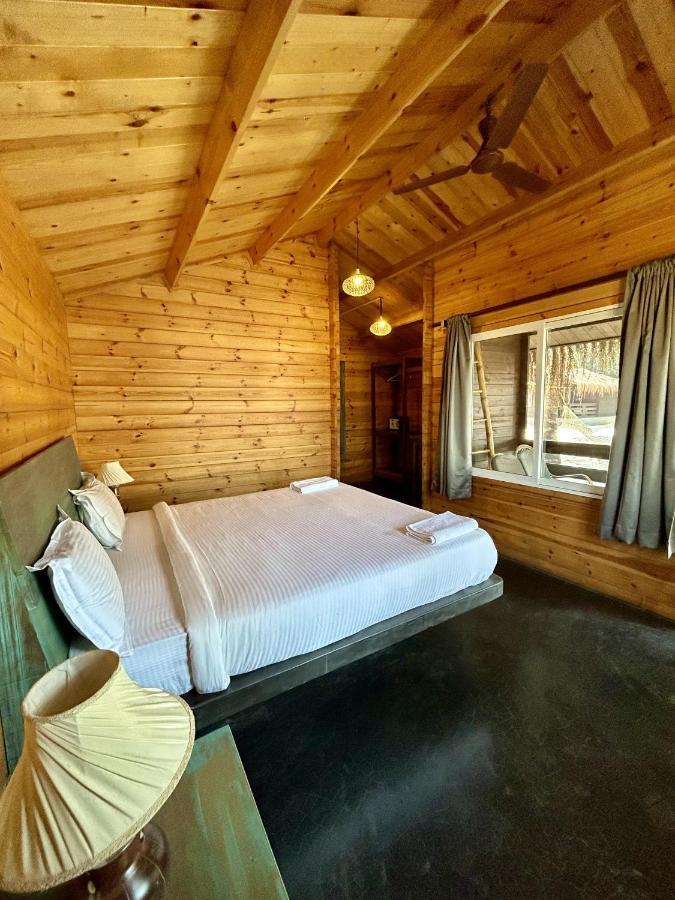 Silent Beach Resort Mandrem Luaran gambar