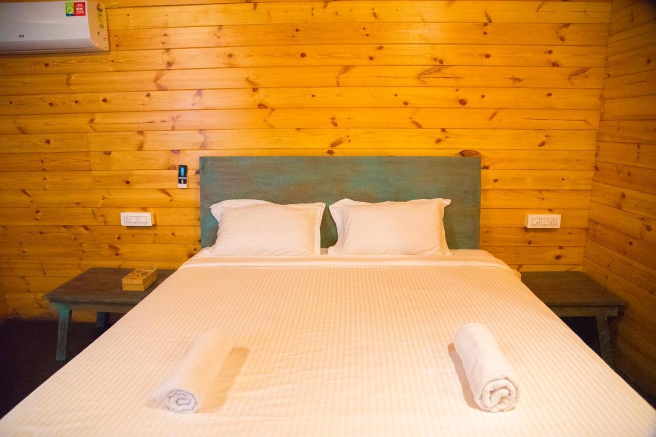 Silent Beach Resort Mandrem Luaran gambar